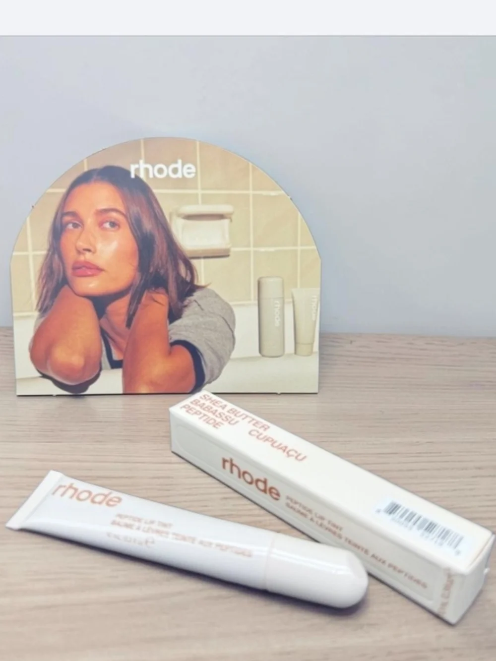 NIB RHODE CINNAMON ROLL Peptide Lip Tint